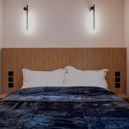 1050 Mountain Living Hotel